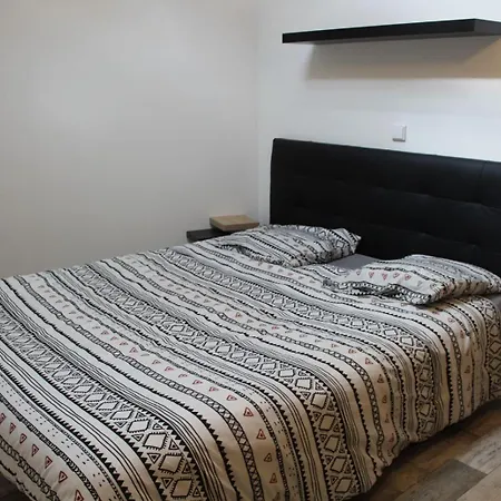 Appartement Agreable Maison Individuelle *